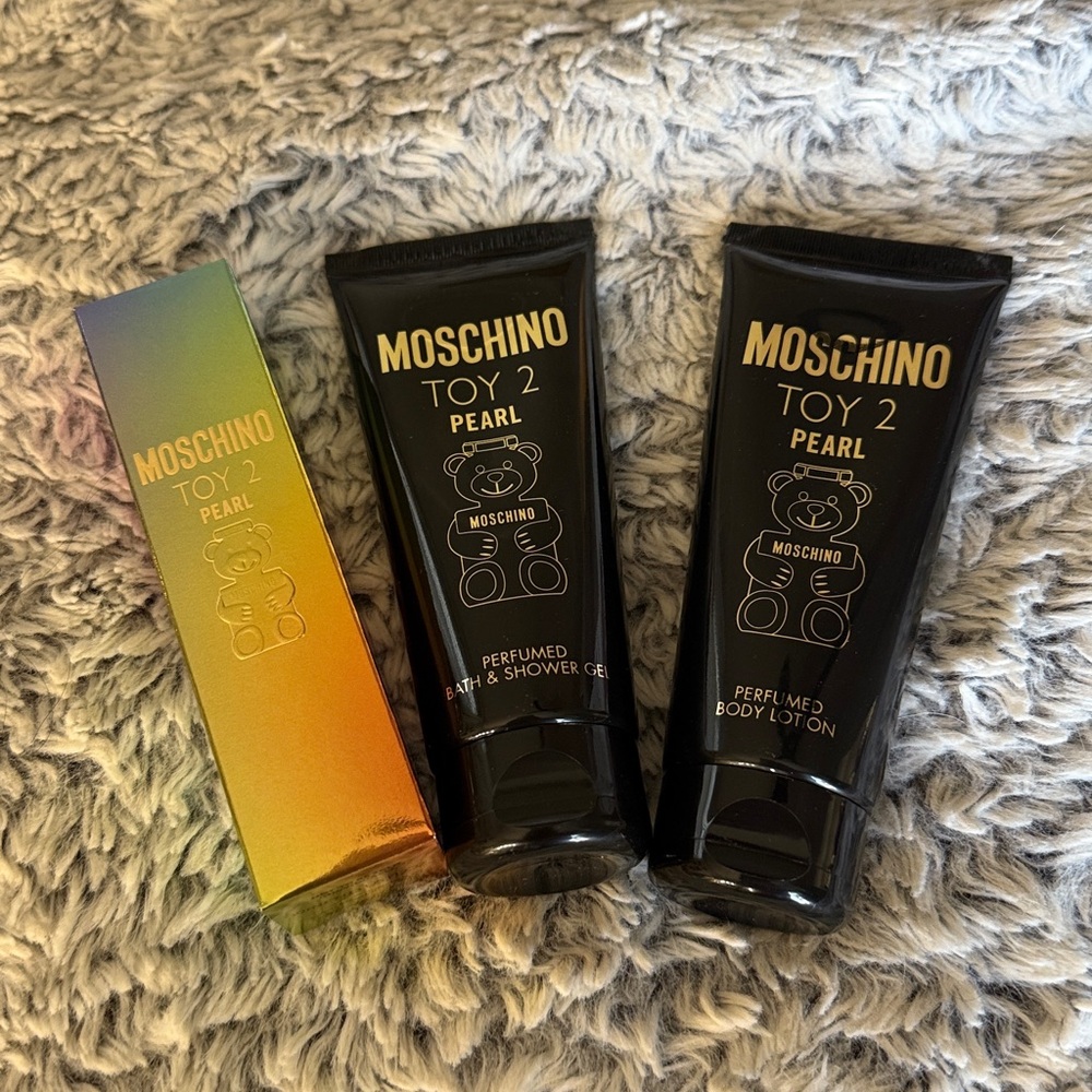 New Moschino Toy 2 Pearl Perfume, Lotion and Shower Gel Set